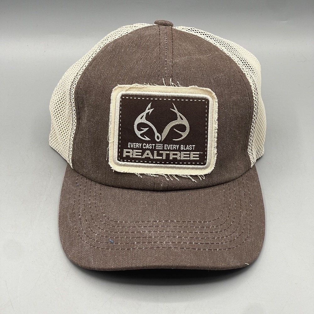 Realtree Baseball Cap Hunting Fishing Outdoors Trucker Cast Blast Adjustable NWT